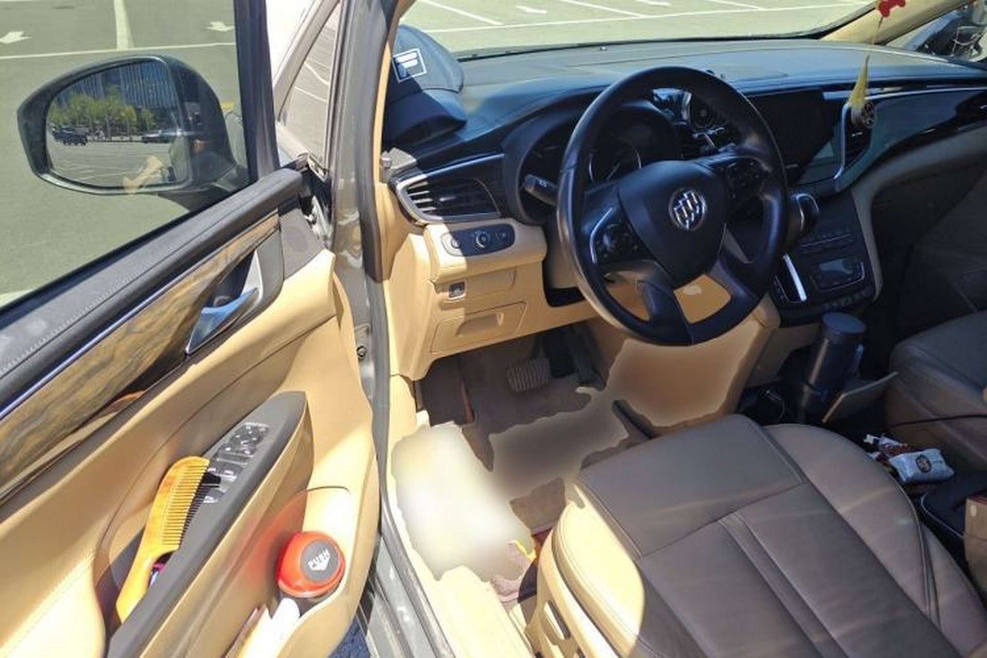 Used Buick GL8 2018 ES 28T Premium Model China VI Standard Driver Seat