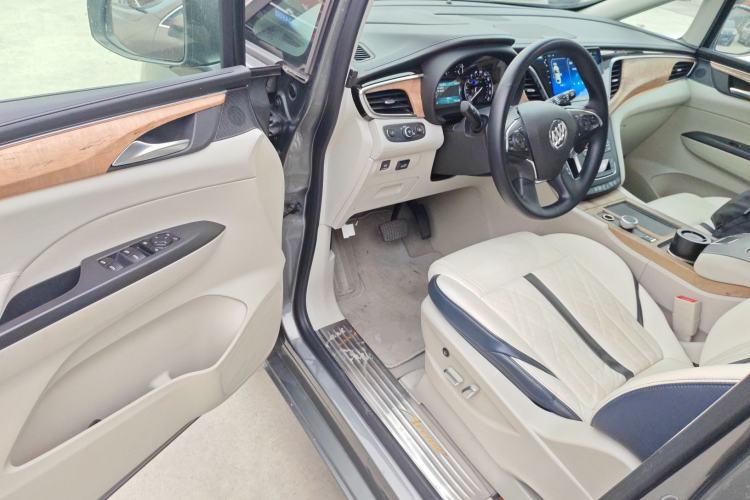 Used Buick GL8 2018 ES 28T Comfort Model China VI Standard Driver Seat