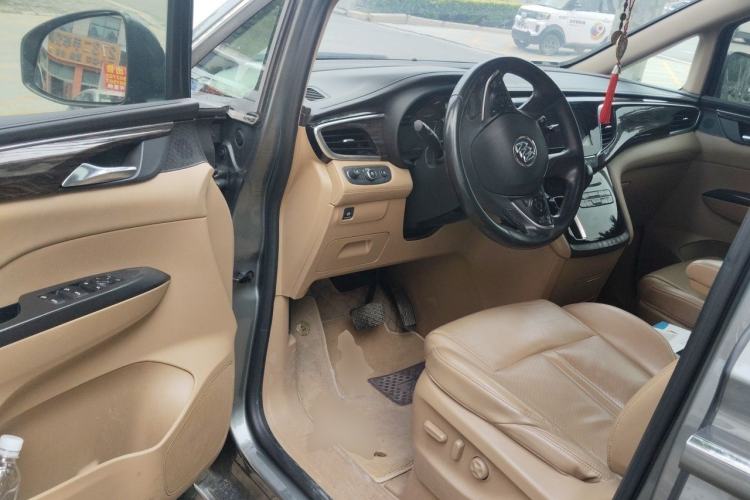 Used Buick GL8 2018 ES 28T Luxury Model China VI Standard Driver Seat
