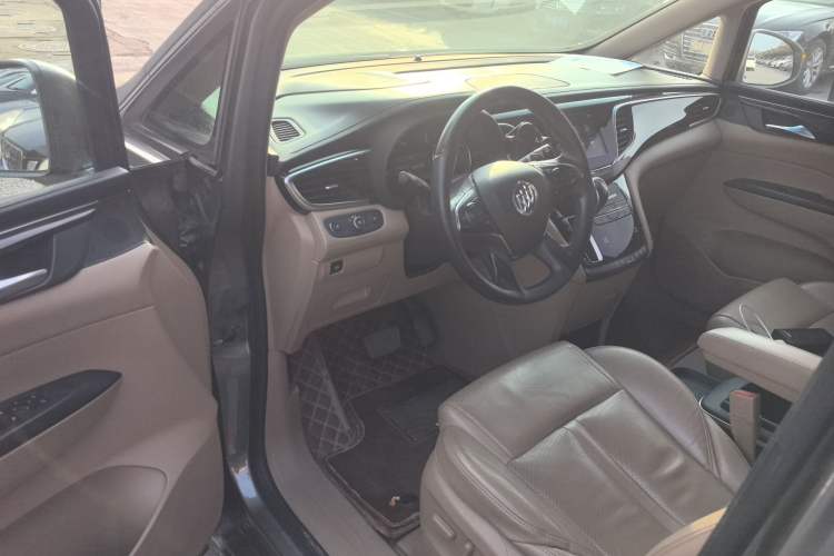 Used Buick GL8 2018 ES 28T Luxury Model China VI Standard Driver Seat