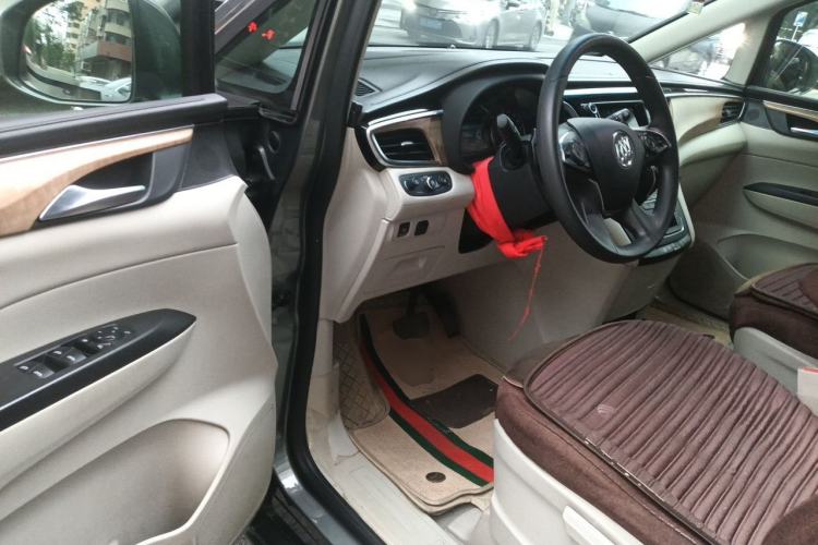 Used Buick GL8 2018 ES 28T Comfort Model China VI Standard Driver Seat