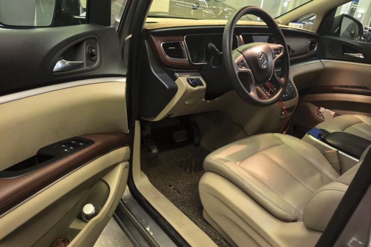 Used Buick GL8 2018 28T Comfort Model China VI Standard Driver Seat