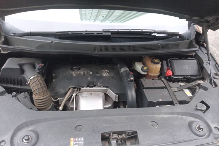 Used Buick GL8 2018 ES 28T Comfort Model China VI Standard Engine Bay