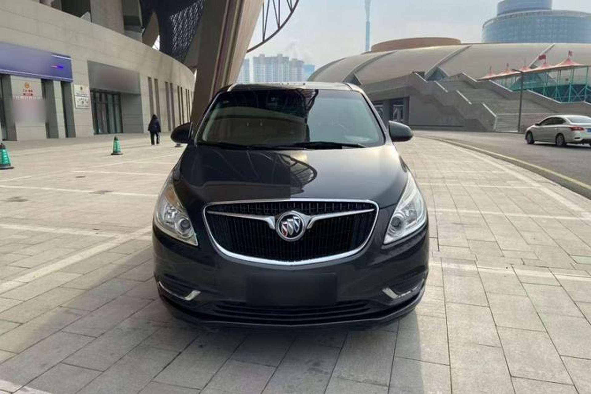 Used Buick GL8 2018 28T Prestige Version China VI Standard Exterior 1