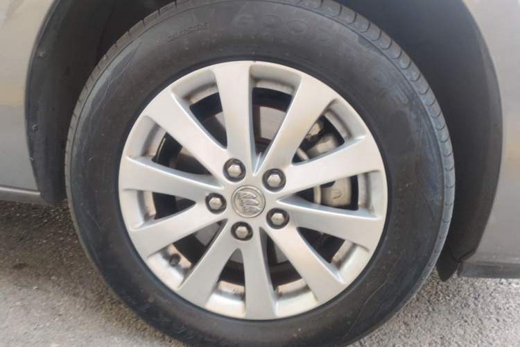 Used Buick GL8 2018 28T Prestige Version China VI Standard Exterior 2