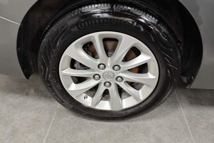 Used Buick GL8 2018 ES 28T Comfort Model China VI Standard Exterior 5