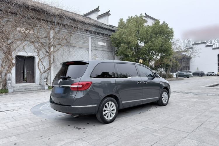 Used Buick GL8 2018 28T Luxury Model China VI Standard Exterior 5