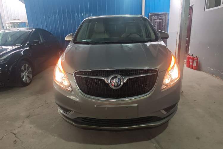 Used Buick GL8 2018 28T Luxury Model China VI Standard Front