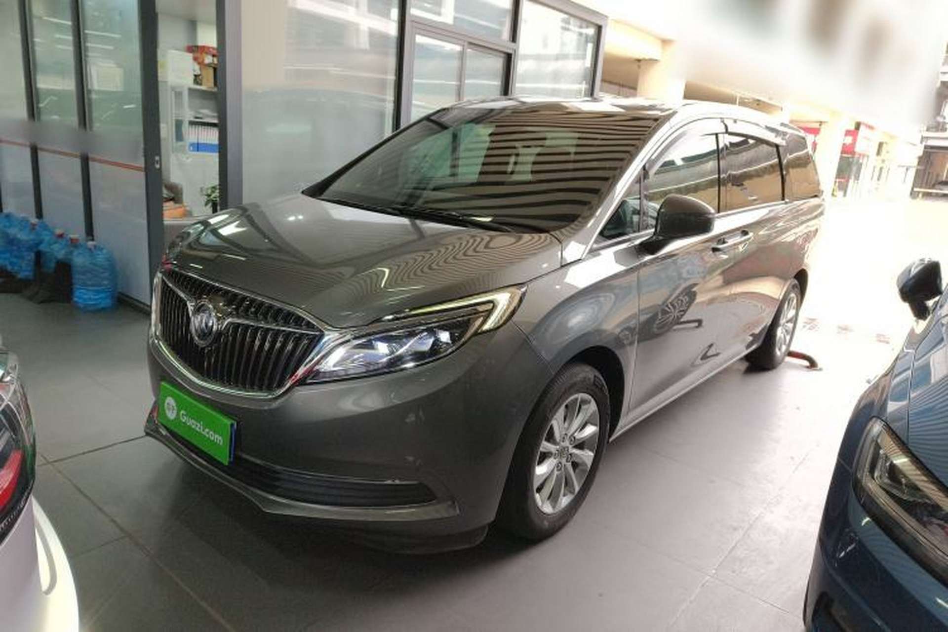 Used Buick GL8 2018 ES 28T Premium Model China VI Standard Front Left 45 Deg