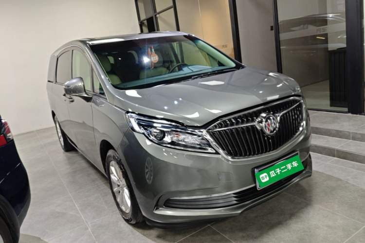 Used Buick GL8 2018 ES 28T Comfort Model China VI Standard Front Right 45 Deg