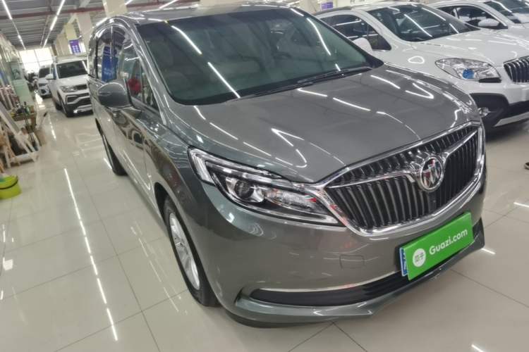 Used Buick GL8 2018 ES 28T Comfort Model China VI Standard Front Right 45 Deg