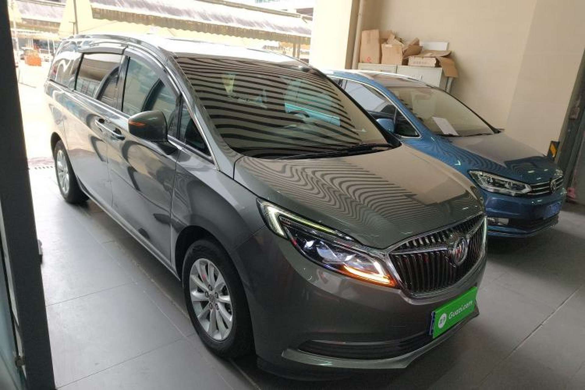 Used Buick GL8 2018 ES 28T Premium Model China VI Standard Front Right 45 Deg
