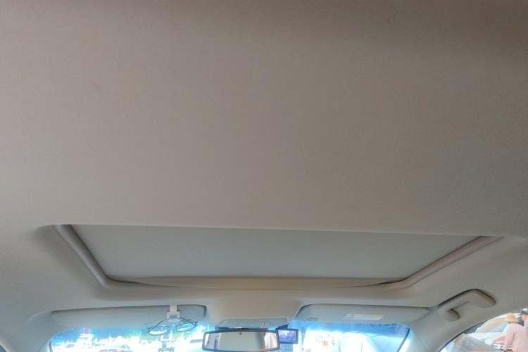 Used Buick GL8 2018 28T Prestige Version China VI Standard Headliner