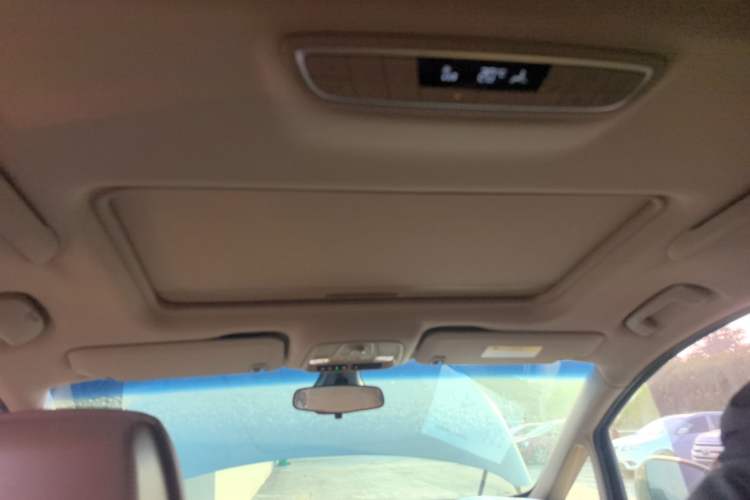 Used Buick GL8 2018 ES 28T Luxury Model China VI Standard Headliner