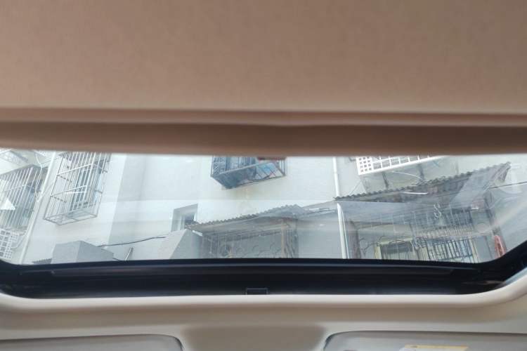 Used Buick GL8 2018 28T Prestige Version China VI Standard Headliner