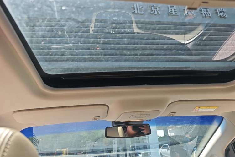 Used Buick GL8 2018 28T Luxury Model China VI Standard Headliner