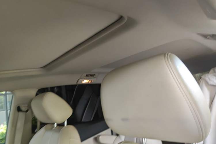 Used Buick GL8 2018 28T Prestige Version China VI Standard Headliner