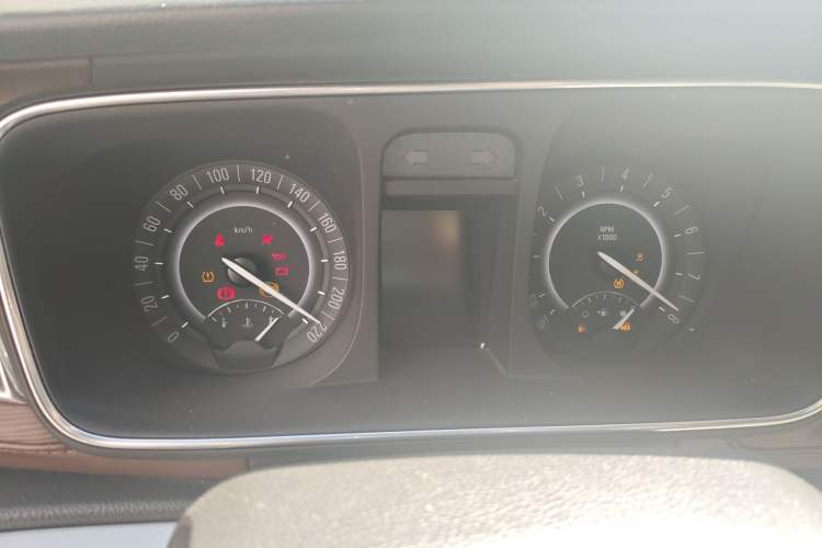 Used Buick GL8 2018 28T Luxury Model China VI Standard Instrument Cluster