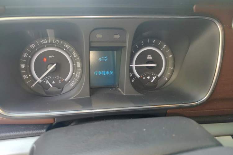 Used Buick GL8 2018 28T Comfort Model China VI Standard Instrument Cluster