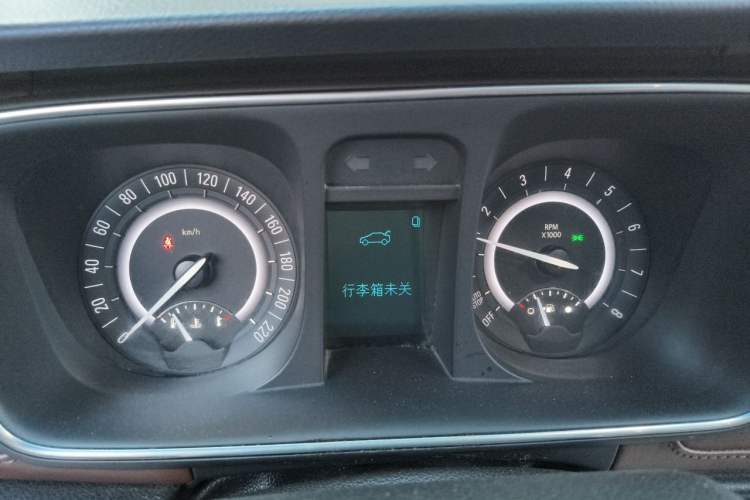 Used Buick GL8 2018 28T Luxury Model China VI Standard Instrument Cluster