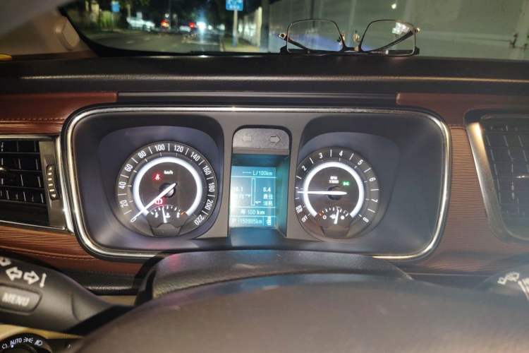 Used Buick GL8 2018 28T Comfort Model China VI Standard Instrument Cluster