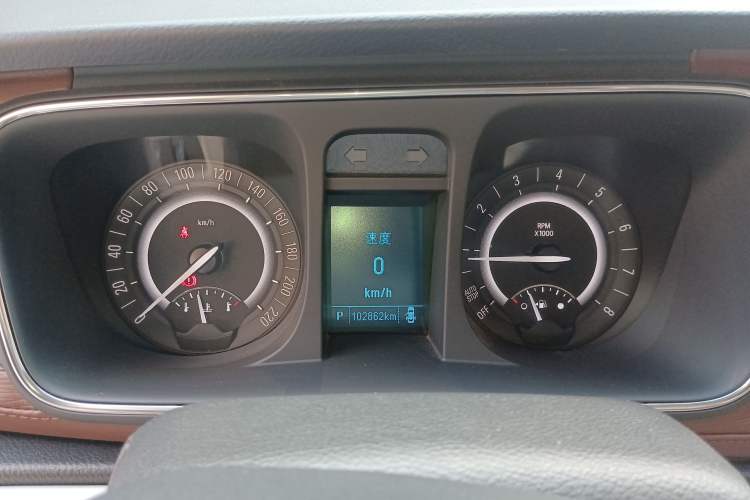 Used Buick GL8 2018 28T Luxury Model China VI Standard Instrument Cluster