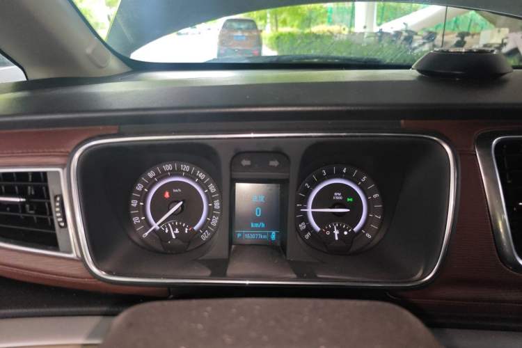 Used Buick GL8 2018 28T Comfort Model China VI Standard Instrument Cluster