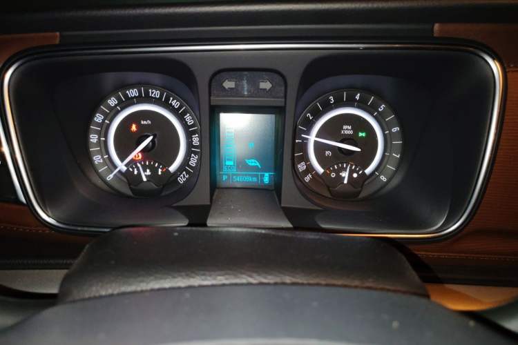 Used Buick GL8 2018 28T Prestige Version China VI Standard Instrument Cluster