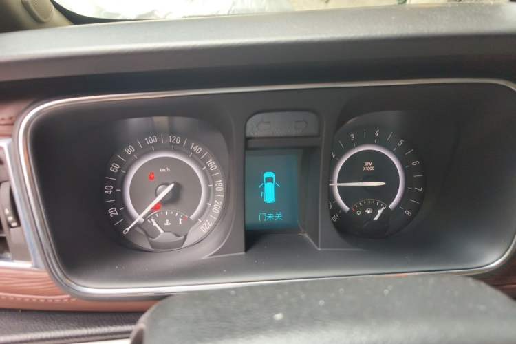 Used Buick GL8 2018 28T Luxury Model China VI Standard Instrument Cluster