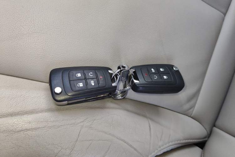 Used Buick GL8 2018 28T Luxury Model China VI Standard Interior 1