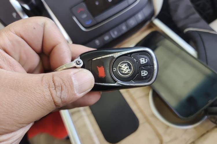 Used Buick GL8 2018 ES 28T Comfort Model China VI Standard Interior 1