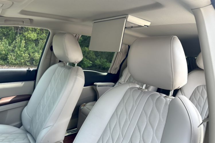 Used Buick GL8 2018 28T Comfort Model China VI Standard Interior 3