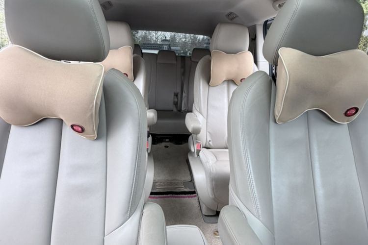 Used Buick GL8 2018 28T Luxury Model China VI Standard Interior 5