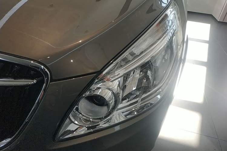 Used Buick GL8 2018 28T Luxury Model China VI Standard Left Front Headlight