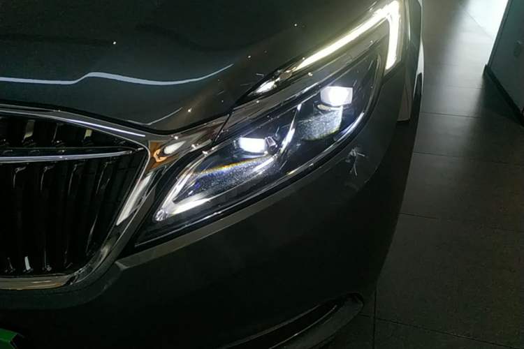 Used Buick GL8 2018 ES 28T Flagship Model China VI Standard Left Front Headlight