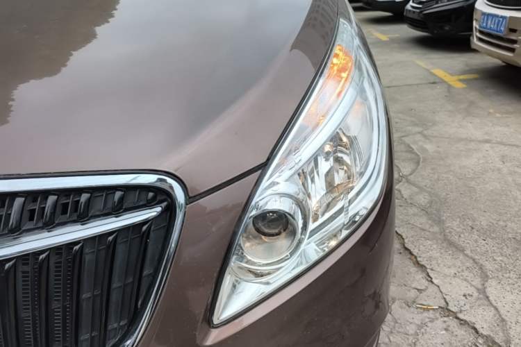 Used Buick GL8 2018 28T Luxury Model China VI Standard Left Front Headlight