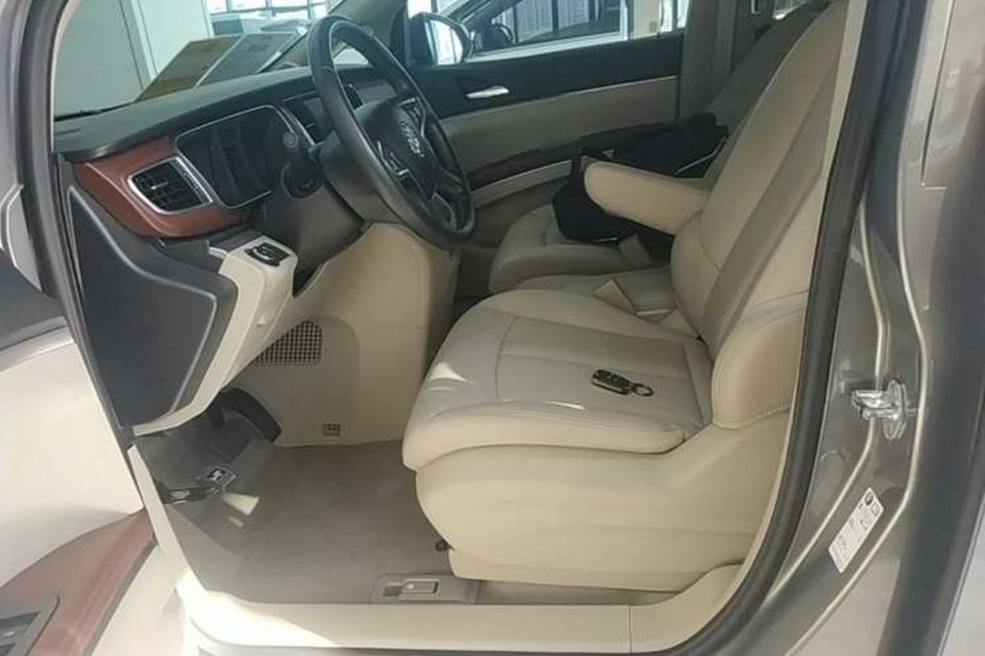 Used Buick GL8 2018 28T Luxury Model China VI Standard Left Front Seat