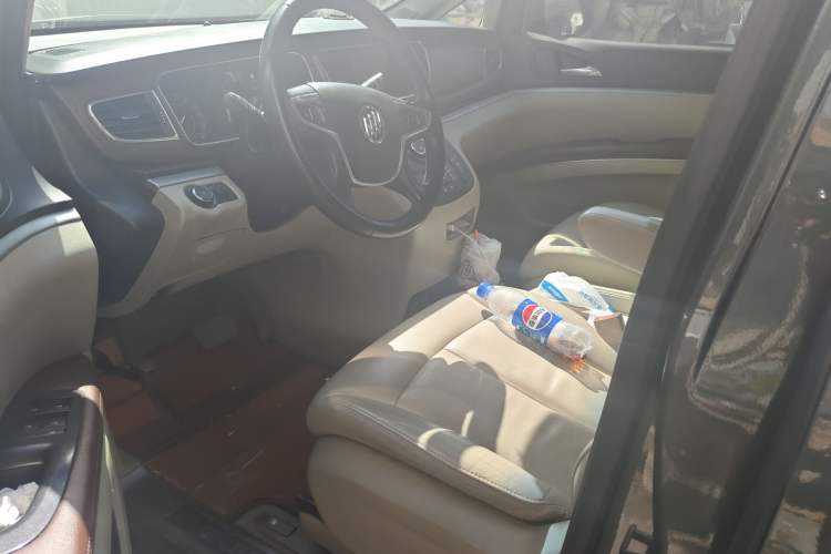 Used Buick GL8 2018 28T Luxury Model China VI Standard Left Front Seat
