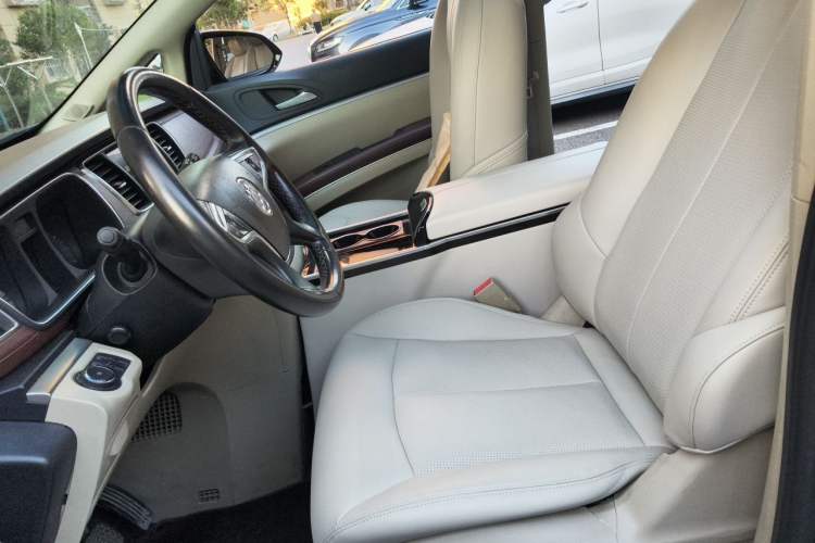 Used Buick GL8 2018 28T Luxury Model China VI Standard Left Front Seat
