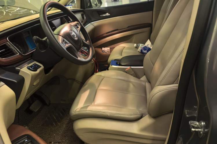 Used Buick GL8 2018 28T Comfort Model China VI Standard Left Front Seat