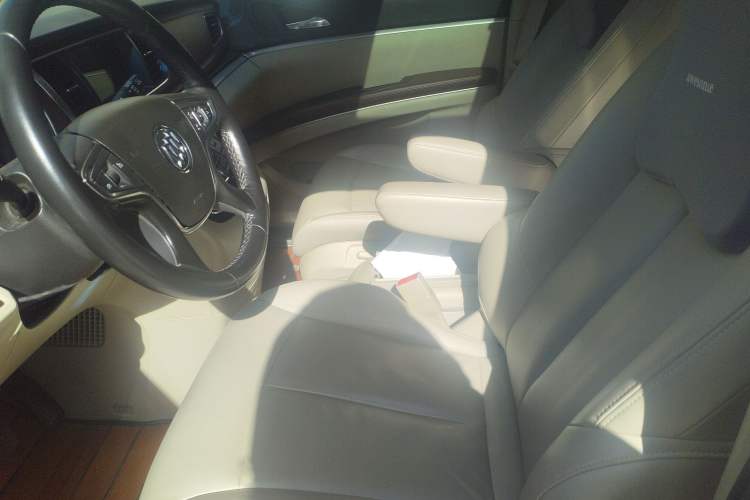 Used Buick GL8 2018 28T Prestige Version China VI Standard Left Front Seat