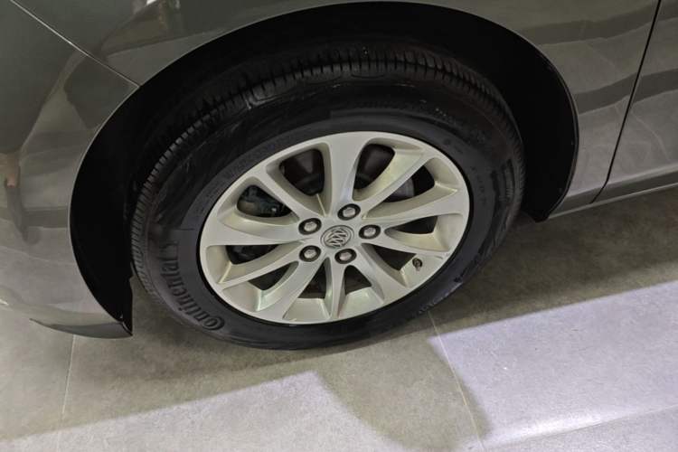 Used Buick GL8 2018 ES 28T Comfort Model China VI Standard Left Front Wheel Hub