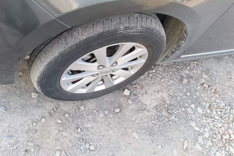 Used Buick GL8 2018 28T Prestige Version China VI Standard Left Front Wheel Hub