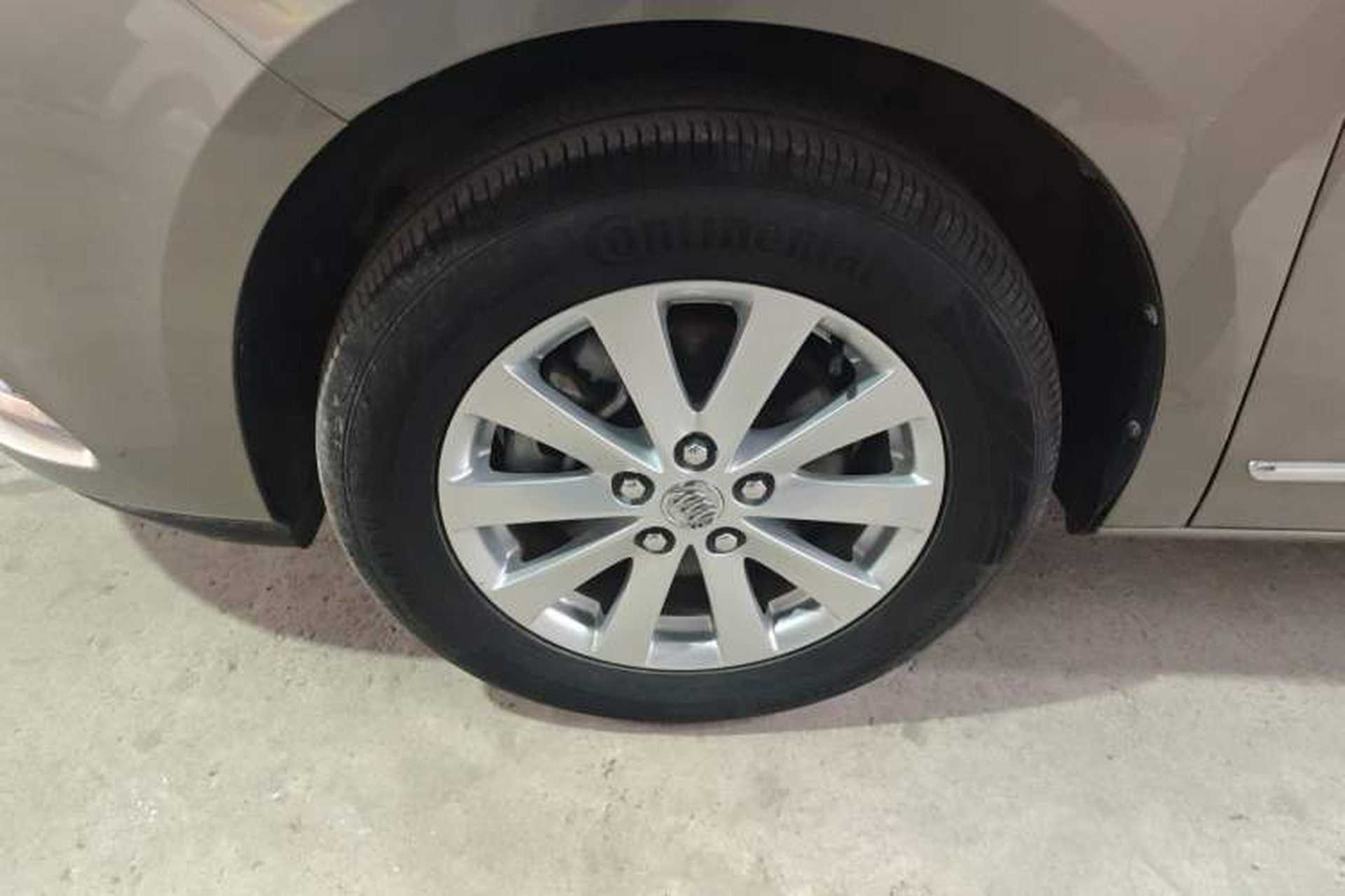 Used Buick GL8 2018 28T Luxury Model China VI Standard Left Front Wheel Hub