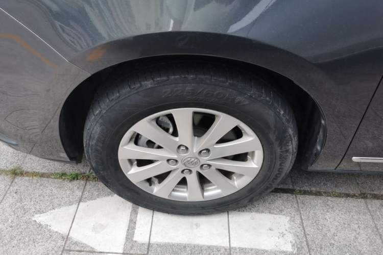 Used Buick GL8 2018 28T Luxury Model China VI Standard Left Front Wheel Hub