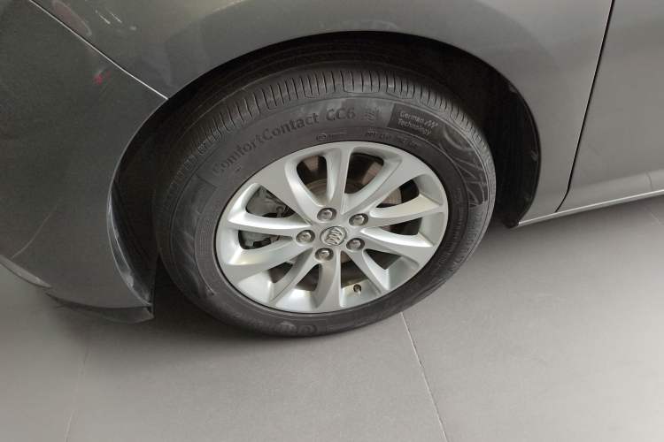 Used Buick GL8 2018 ES 28T Premium Model China VI Standard Left Front Wheel Hub