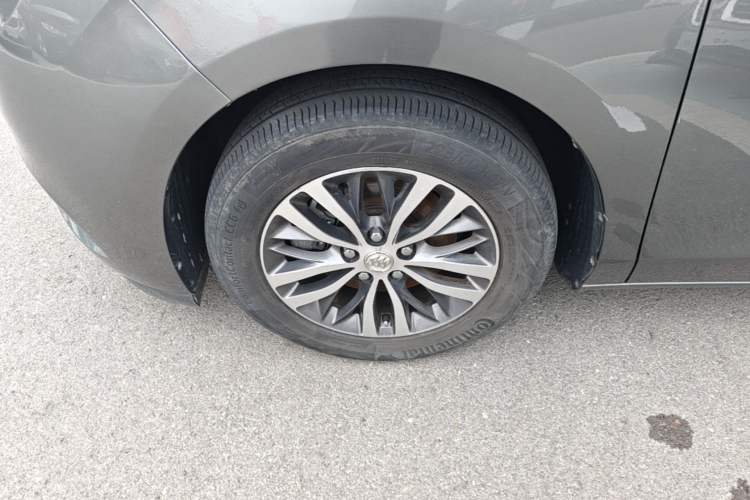 Used Buick GL8 2018 ES 28T Luxury Model China VI Standard Left Front Wheel Hub