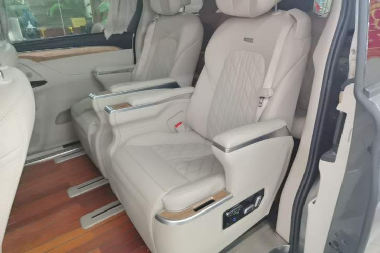 Used Buick GL8 2018 ES 28T Comfort Model China VI Standard Left Rear Seat