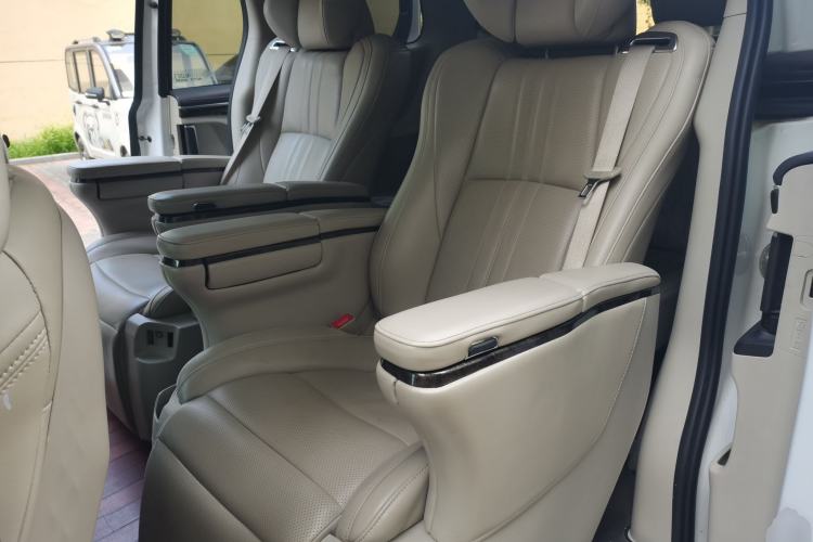 Used Buick GL8 2018 ES 28T Comfort Model China VI Standard Left Rear Seat