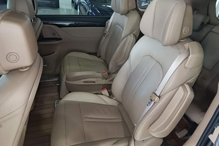 Used Buick GL8 2018 ES 28T Flagship Model China VI Standard Left Rear Seat
